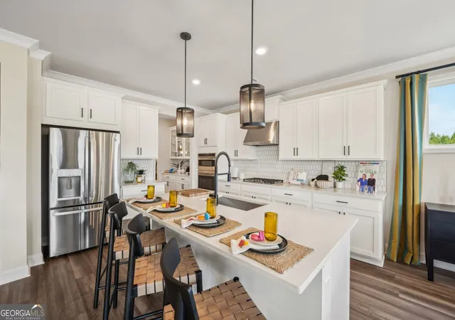 Photo 2 of Single family home for sale at 445 Kennington Walk, Loganville, GA 30052 | MLS# 10834925 | Listing updated on 2026-09-20