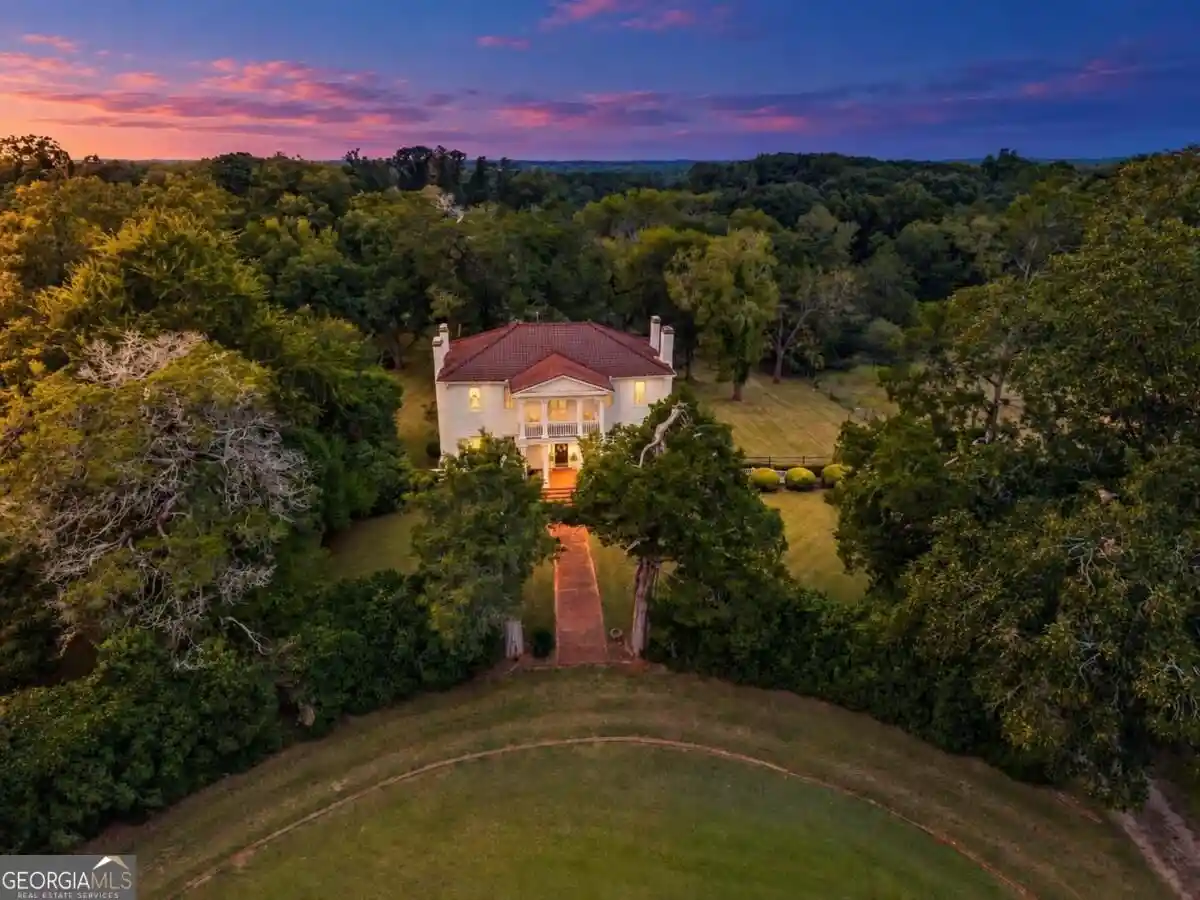 Photo 1 of Single family home for sale at 437 Milledgeville Rd, Eatonton, GA 31024 | MLS# 10854811 | Listing updated on 2026-10-13