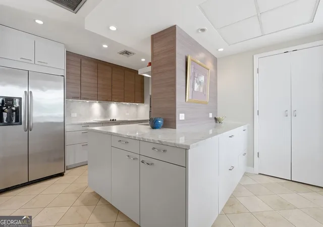 Photo 4 of Condo for sale at 145 15Th St Ne #429, Atlanta, GA 30309 | MLS# 10831806 | Listing updated on 2026-10-05