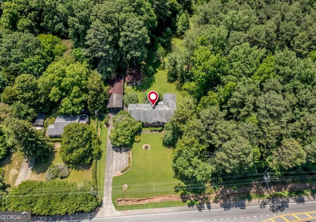 4th image of 2218 Young Rd, Stone Mountain, GA 30088 | MLS# 10787453