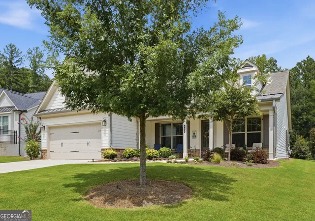 Photo 3 of Single family home for sale at 404 Northside Dr, Canton, GA 30115 | MLS# 10821380 | Listing updated on 2026-09-10
