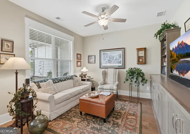 Photo 4 of Single family home for sale at 404 Northside Dr, Canton, GA 30115 | MLS# 10821380 | Listing updated on 2026-09-10