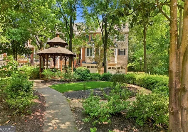 3rd image of 1017 Emory Parc Pl, Decatur, GA 30033 | MLS# 10818272