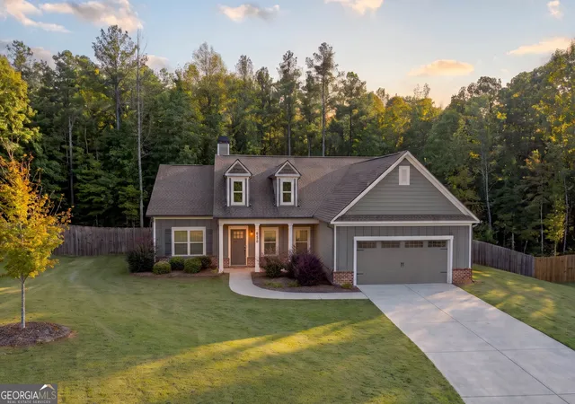 Photo 1 of Single family home for sale at 223 Manor Dr, Hull, GA 30646 | MLS# 10856228 | Listing updated on 2026-10-26
