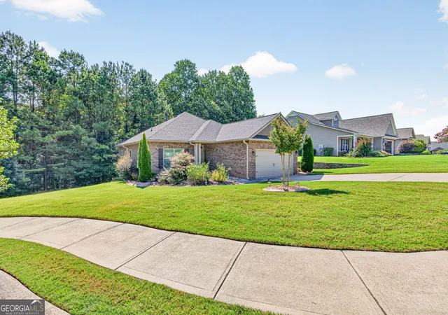 4th image of 832 Hidden Hollow Cir, Commerce, GA 30529 | MLS# 10824996