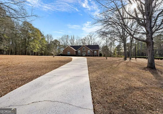 Homes for sale in Thomaston, GA | 100 Beaver Run Tr, Thomaston, GA 30286 | MLS# 10799497