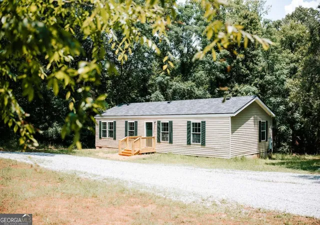 1st image of 1760 Cedar Grove Rd, Buckhead, GA 30625 | MLS# 10795828