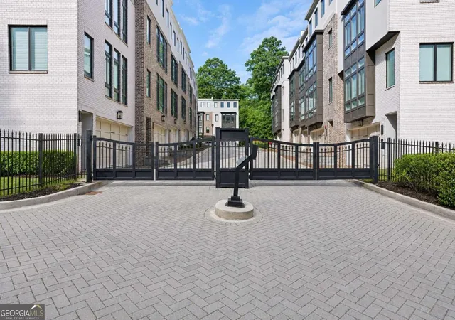 4th image of 773 Lenox Ln, Atlanta, GA 30324 | MLS# 10811322