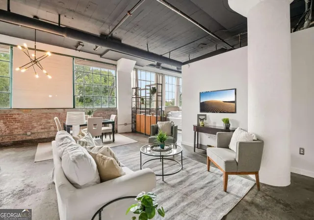 4th image of 881 Memorial Dr Se #119, Atlanta, GA 30316 | MLS# 10803839