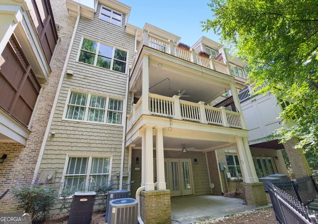 Photo 3 of Sale Pending at 2318 Saint Davids Sq Nw #14, Kennesaw, GA 30152 | MLS# 10818577 | Listing updated on 2026-10-06