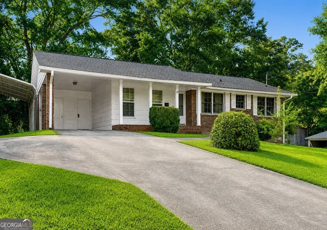 Photo 2 of Single family home for sale at 111 Irvin St, Jonesboro, GA 30236 | MLS# 10819337 | Listing updated on 2026-09-11