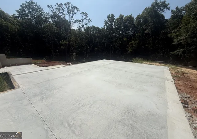2nd image of 415 Forest Pointe Dr, Forsyth, GA 31029 | MLS# 10827059