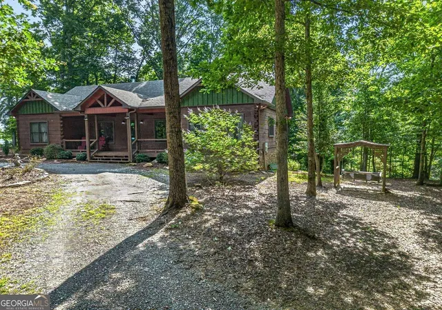 Photo 3 of Single family home for sale at 605 Toccoa Preserve Ln, Blue Ridge, GA 30513 | MLS# 10800928 | Listing updated on 2026-08-30