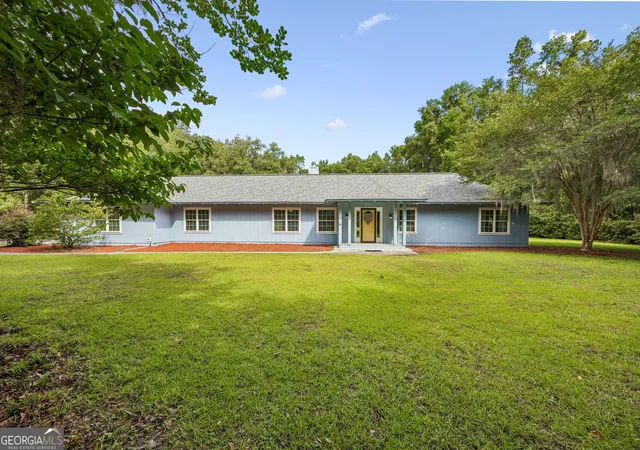 Homes for sale in Woodbine, GA | 331 Magna Carta Dr, Woodbine, GA 31569 | MLS# 10789264