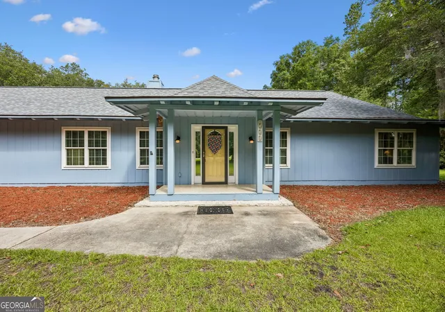 Homes for sale in Woodbine, GA | 331 Magna Carta Dr, Woodbine, GA 31569 | MLS# 10789264