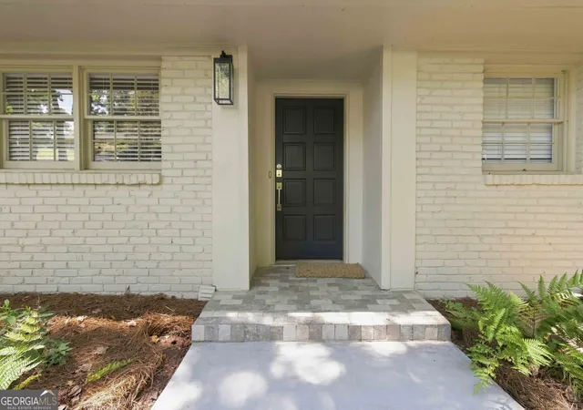 Photo 3 of Single family home for sale at 6748 Brandon Mill Rd, Sandy Springs, GA 30328 | MLS# 10834676 | Listing updated on 2026-09-20
