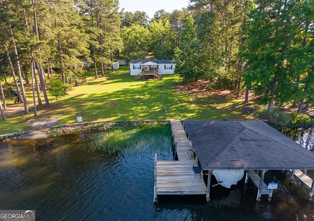 Homes for sale in Sparta, GA | 811 Chickasaw Dr N, Sparta, GA 31087 | MLS# 10774926