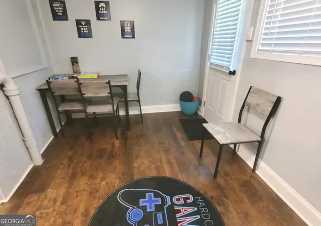 Listing Photo 5 - Condo for sale in building located at 818 Lee Andrews Ave SE, Atlanta, GA 30315
