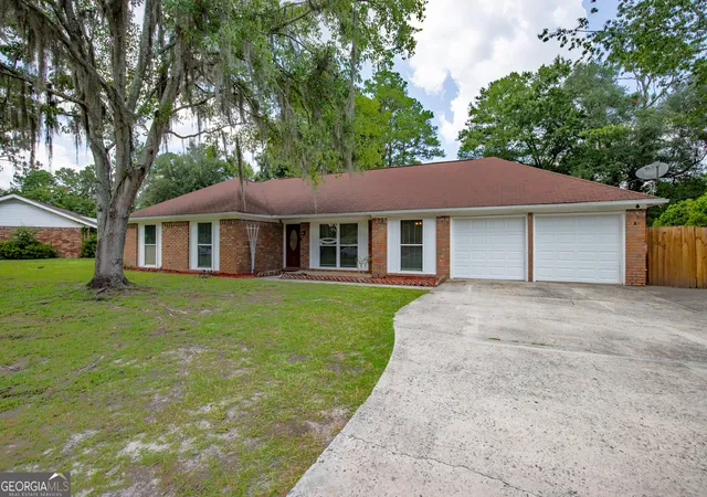 Photo 1 of Sale Pending at 210 W General Screven Way, Hinesville, GA 31313 | MLS# 10796399 | Listing updated on 2026-08-17