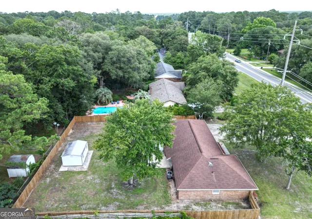 Photo 4 of Sale Pending at 210 W General Screven Way, Hinesville, GA 31313 | MLS# 10796399 | Listing updated on 2026-08-17