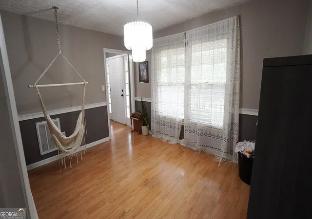 Photo 3 of Single family home for sale at 302 Ridgewood Rd, Cedartown, GA 30125 | MLS# 10824300 | Listing updated on 2026-09-03