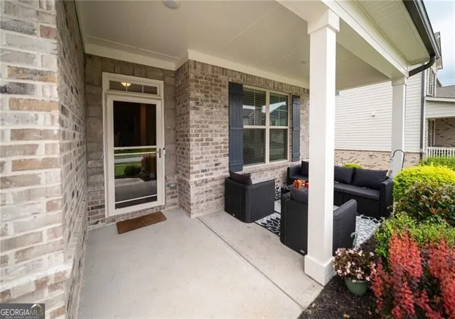 Photo 2 of Single family home for sale at 4760 Holly Grape Dr, Atlanta, GA 30331 | MLS# 10824202 | Listing updated on 2026-09-14