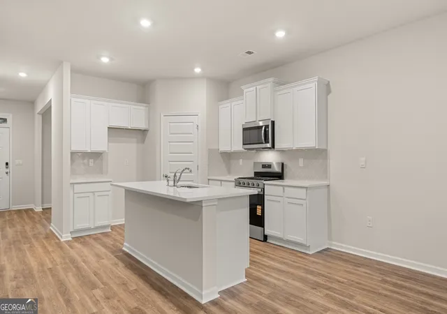 Photo 3 of Single family home for sale at 2171 Edgecombe Ln, Dacula, GA 30019 | MLS# 10794143 | Listing updated on 2026-10-11