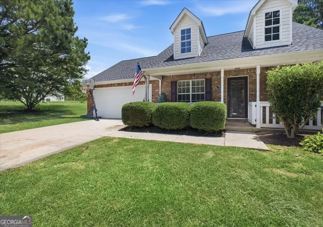 2nd image of 306 Ponderosa Trl, Jackson, GA 30233 | MLS# 10828520