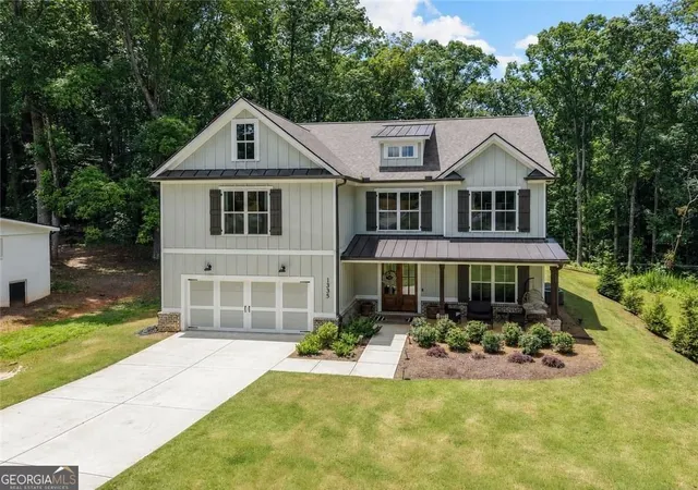 Photo 3 of Single family home for sale at 1335 County Line Road Road Nw, Acworth, GA 30101 | MLS# 10811392 | Listing updated on 2026-10-10