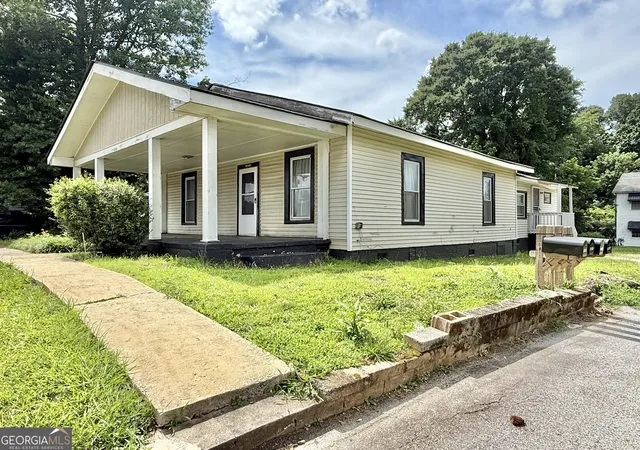 2nd image of 3095 Washington Rd, East Point, GA 30344 | MLS# 10790028