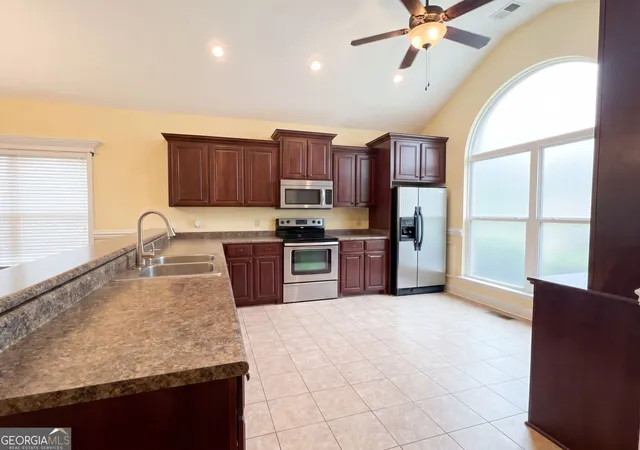 Photo 2 of Single family home for sale at 109 Corene Ave, Glennville, GA 30427 | MLS# 10827891 | Listing updated on 2026-08-25