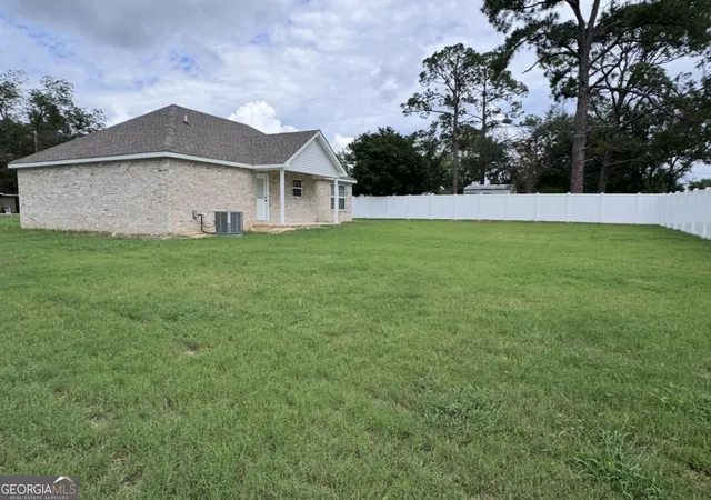 Photo 3 of Sale Pending at 1100 Orange St, Vidalia, GA 30474 | MLS# 10766003 | Listing updated on 2026-09-14