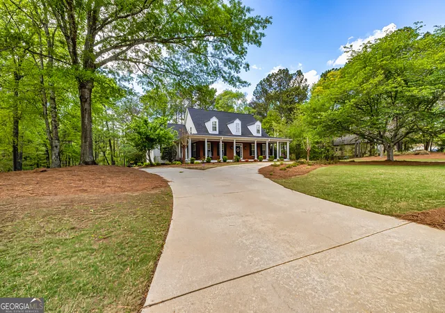 3rd image of 20 Jasmine Ct, Newnan, GA 30265 | MLS# 10804255