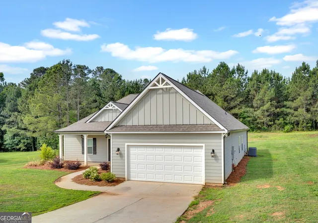 3rd image of 112 Hunters Chase Ct, Eatonton, GA 31024 | MLS# 10776301
