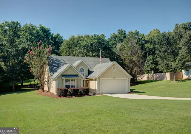 1st image of 25 Mcintosh Estates Dr, Sharpsburg, GA 30277 | MLS# 10827615