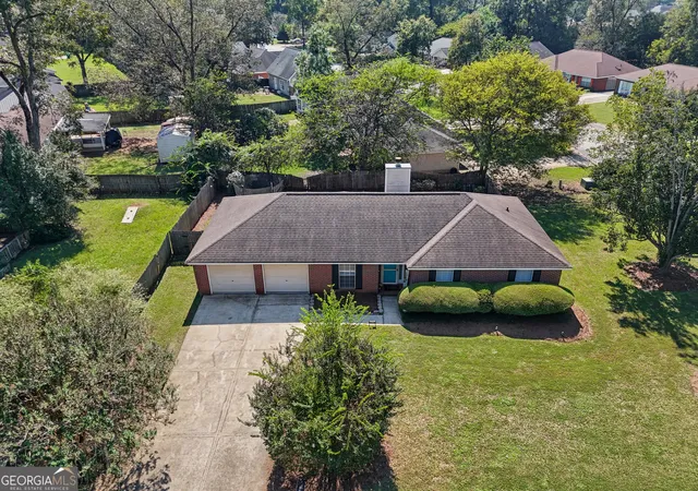 Single family home for sale at 2836 Stonewater Dr, Albany, GA 31721 | MLS# 10872726