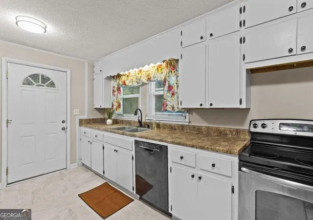 Photo 3 of Single family home for sale at 118 Alpine Dr, Rossville, GA 30741 | MLS# 10646903 | Listing updated on 2026-07-04