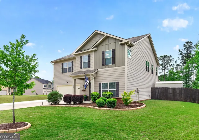 2nd image of 20 Shelton Ct, Senoia, GA 30276 | MLS# 10828000