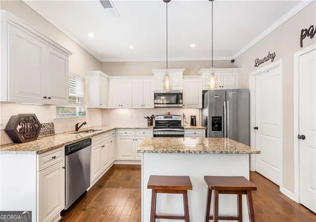 3rd image of 144 Fieldcrest Dr, Dallas, GA 30132 | MLS# 10814600