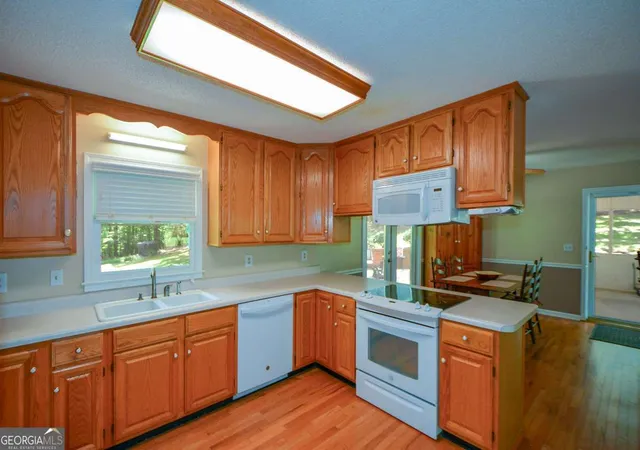 Photo 3 of Single family home for sale at 41 Clark Station Rd, Jasper, GA 30143 | MLS# 10822015 | Listing updated on 2026-10-02