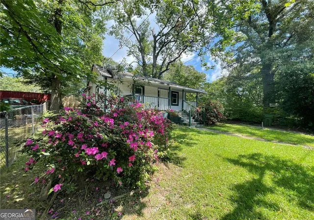 Photo 3 of Single family home for sale at 1199 Warfield St Nw, Atlanta, GA 30318 | MLS# 10765935 | Listing updated on 2026-10-28