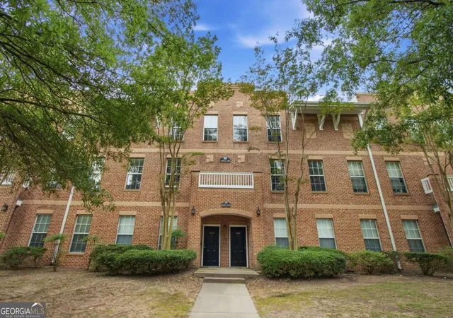 2nd image of 245 Amal Dr Sw #1008, Atlanta, GA 30315 | MLS# 10781321