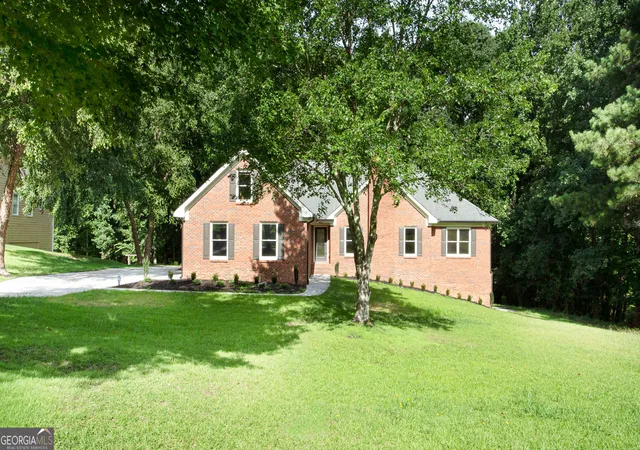 Photo 1 of Single family home for sale at 1055 Windridge Dr, Loganville, GA 30052 | MLS# 10803055 | Listing updated on 2026-09-10