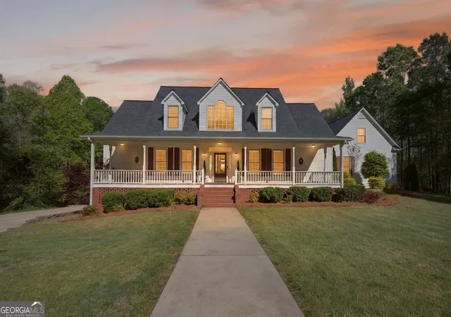 Homes for sale in Williamson, GA | 800 Watering Hole Pass, Williamson, GA 30292 | MLS# 10728016
