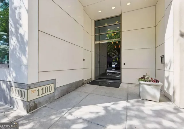 Photo 2 of Condo for sale at 1100 Howell Mill Rd Nw #610, Atlanta, GA 30318 | MLS# 10830055 | Listing updated on 2026-08-23