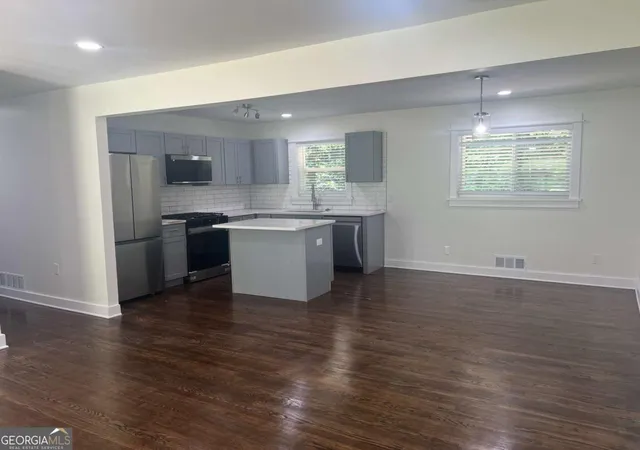 Photo 2 of Single family home for sale at 3477 Tulip Dr, Decatur, GA 30032 | MLS# 10807573 | Listing updated on 2026-08-20