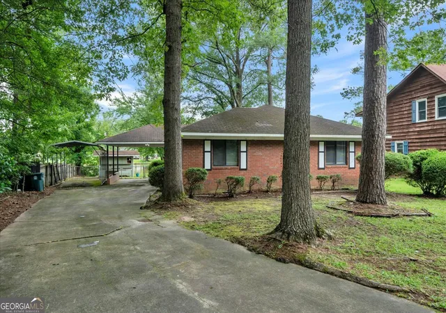 41st image of 329 Edgewater Dr, Macon, GA 31220 | MLS# 10781528