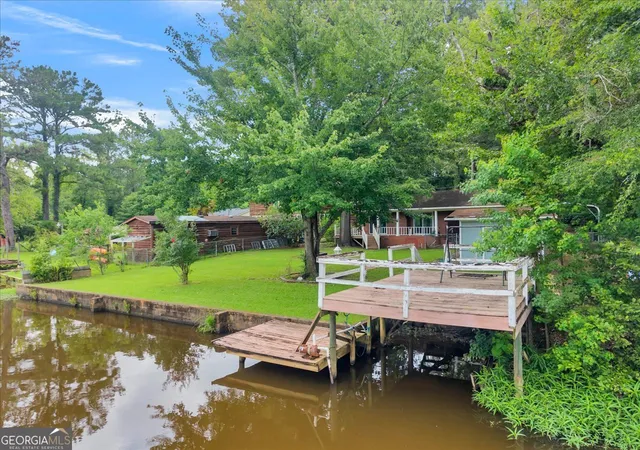 Photo 3 of Single family home for sale at 329 Edgewater Dr, Macon, GA 31220 | MLS# 10781528 | Listing updated on 2026-07-14