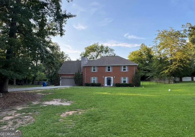 1st image of 760 Kings Crest Ct, Fairburn, GA 30213 | MLS# 10817921
