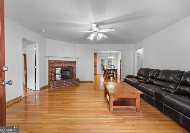 4th image of 615 Peach St, Manchester, GA 31816 | MLS# 10812862